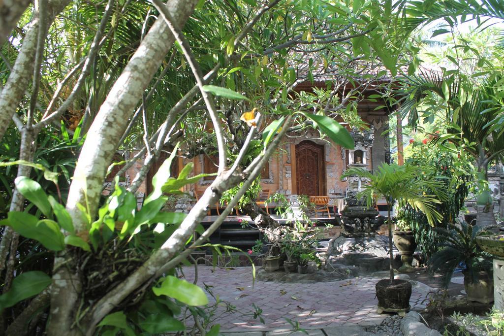 Green Palm Homestay Бали Экстерьер фото