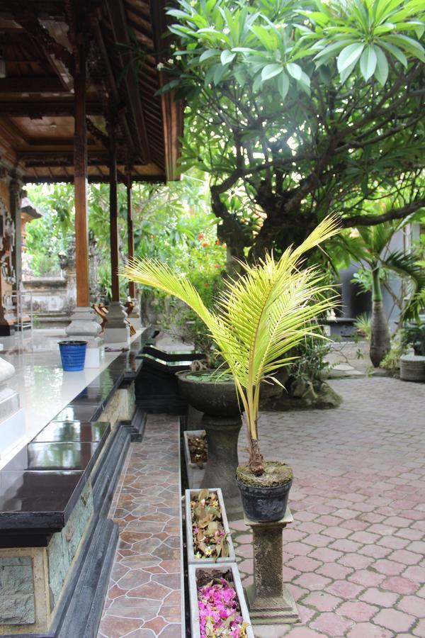 Green Palm Homestay Нуса-Лембонган Экстерьер фото