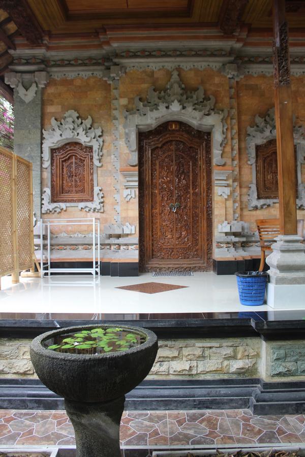 Green Palm Homestay Бали Экстерьер фото